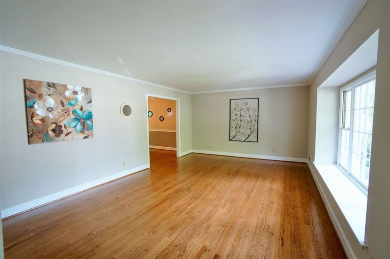 5007 Hills Dr, Raleigh, NC 27612