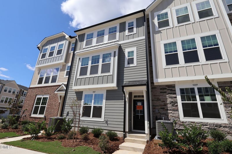 5007 Jowett's Walk Dr #38, Cary, NC 27519
