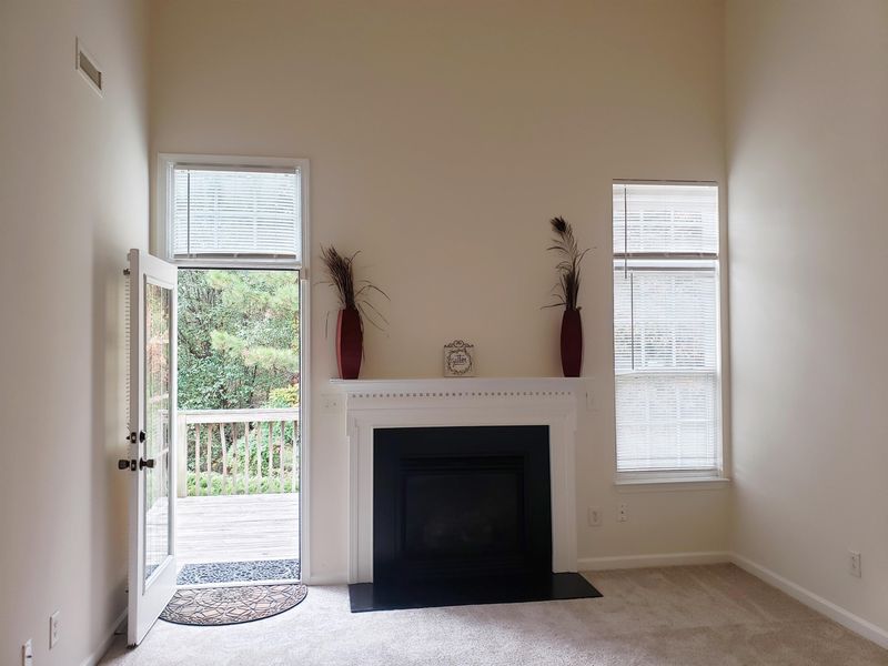 5007 Rainmaker Dr, Durham, NC 27704