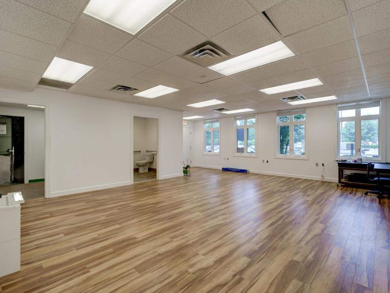 5007 Southpark Dr #120, Durham, NC 27713