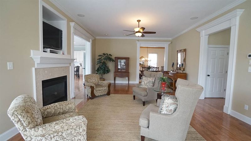 5008 Deep Cedar Dr, Wendell, NC 27591