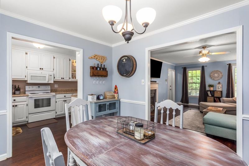 5008 Fortunes Ridge Dr, Durham, NC 27713