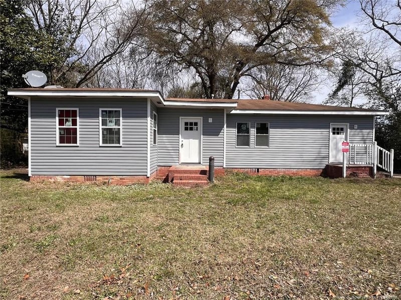 5008 Gavins St, Fayetteville, NC 28303