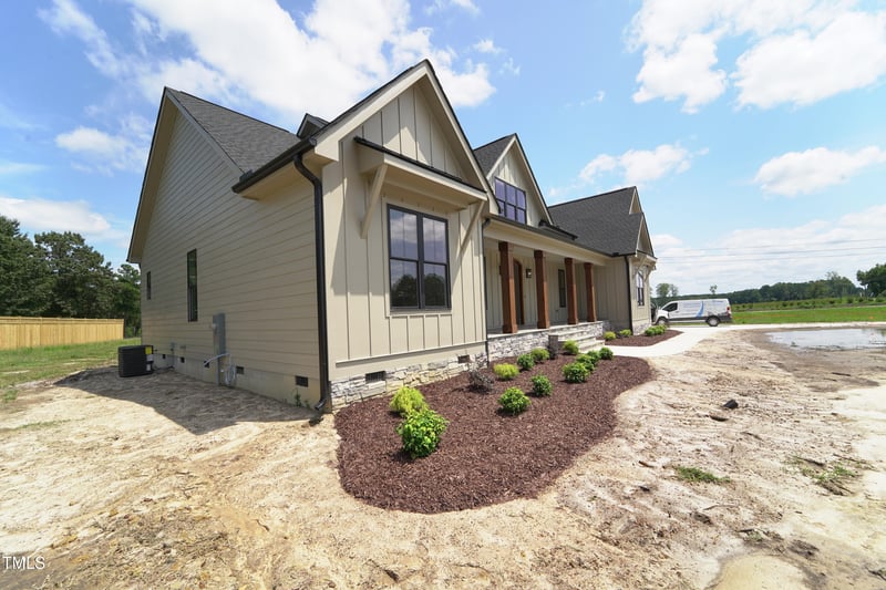 5008 Hopkins Chapel Rd, Zebulon, NC 27597