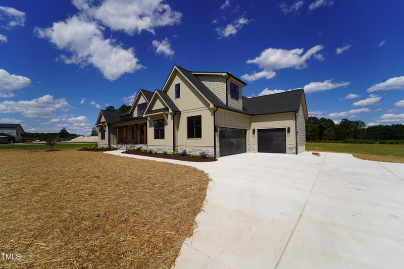 5008 Hopkins Chapel Rd, Zebulon, NC 27597