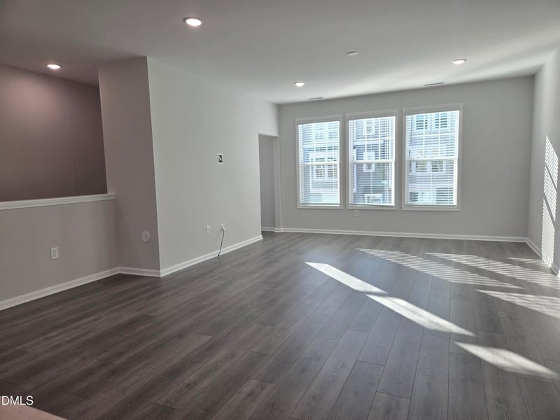 5008 Jowett's Walk Dr #16, Cary, NC 27519