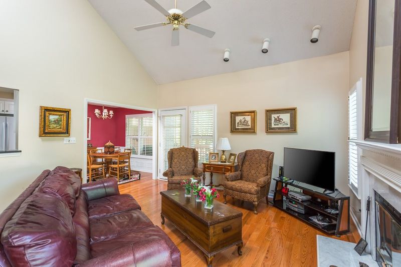 5008 Lancashire Dr, Raleigh, NC 27613