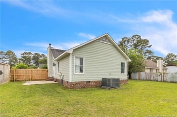 5008 Shimmer Dr, Fayetteville, NC 28304