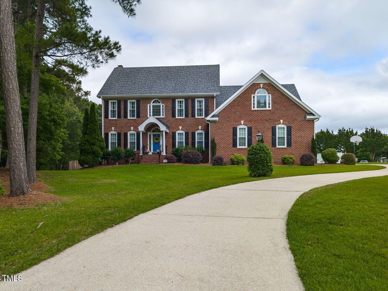 5009 Beckwyck Dr, Fuquay Varina, NC 27526