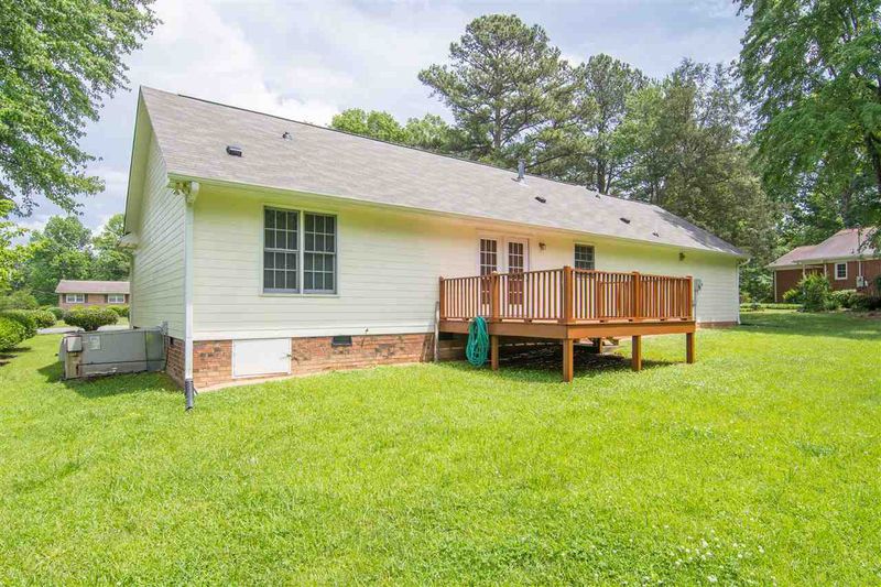 5009 Gatewood Dr, Durham, NC 27712