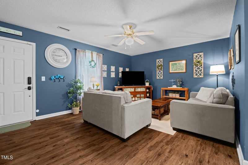 5009 Laurel Ridge Dr, Sanford, NC 27332