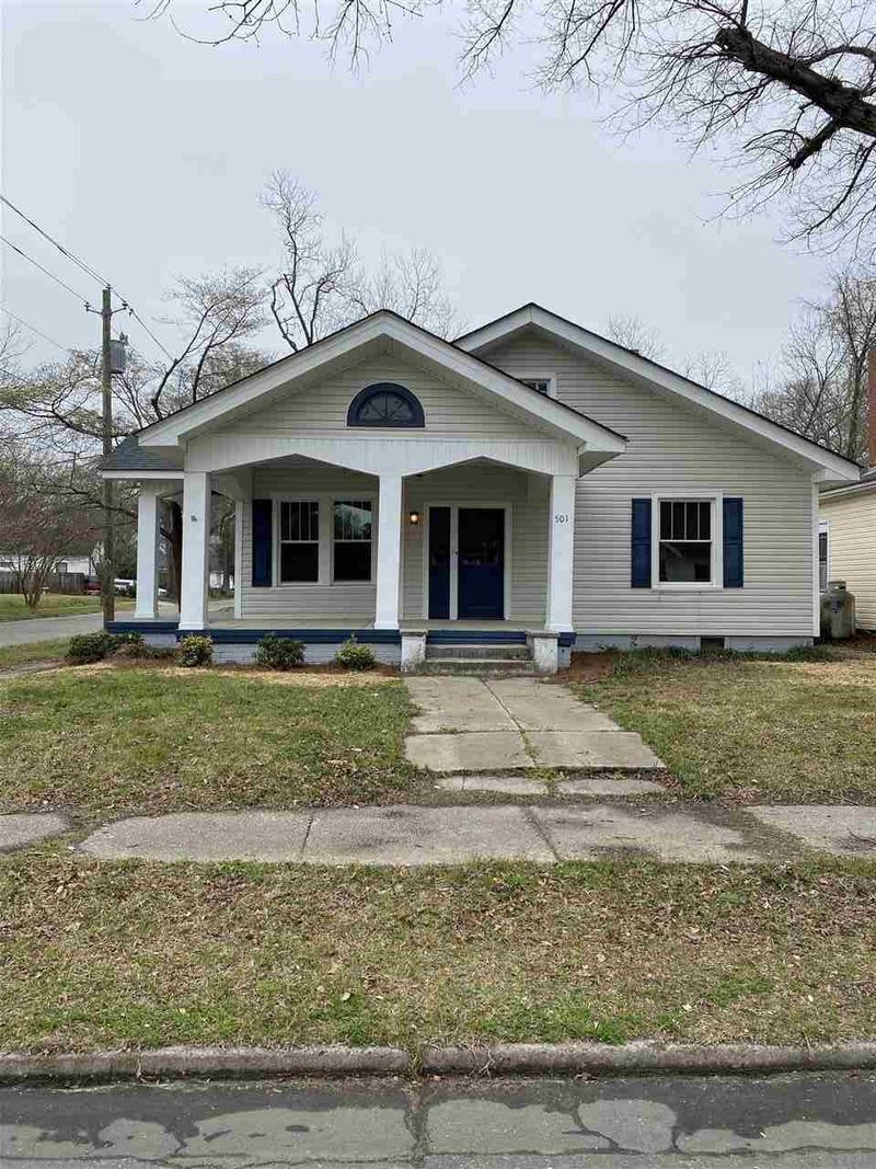 501 S 5th St, Smithfield, NC 27577
