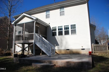 501 Avent Meadows Ln, Holly Springs, NC 27540