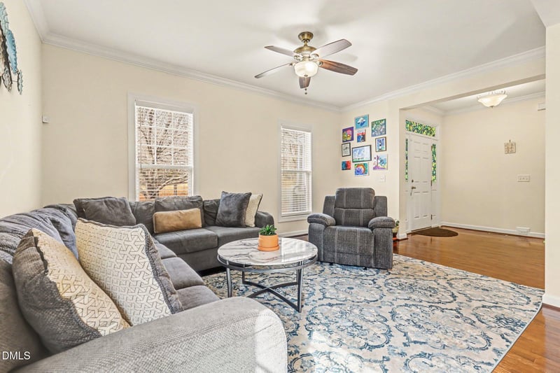 501 Avent Meadows Ln, Holly Springs, NC 27540