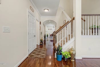 501 Avent Meadows Ln, Holly Springs, NC 27540