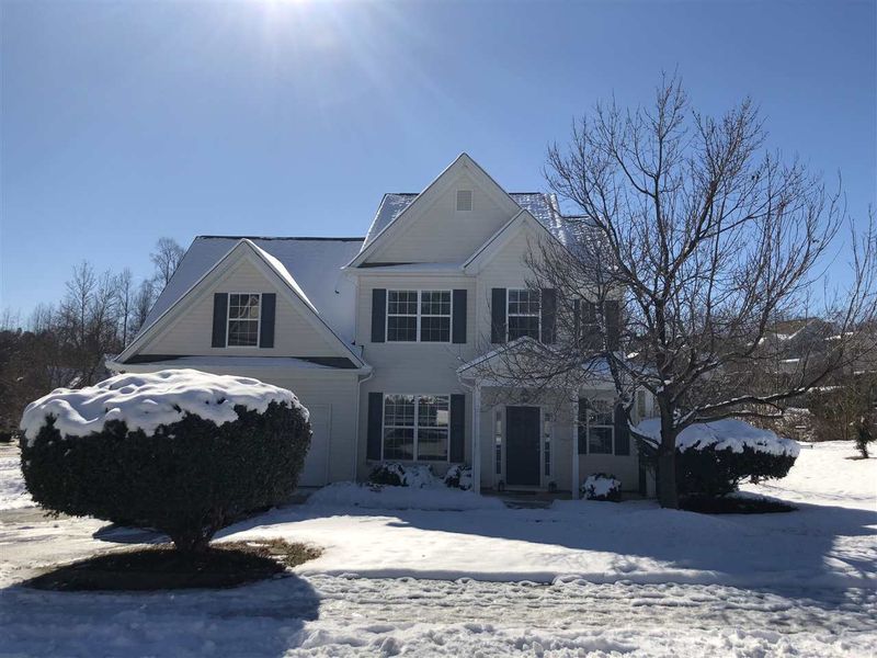 501 Blooming Meadows Rd, Holly Springs, NC 27540