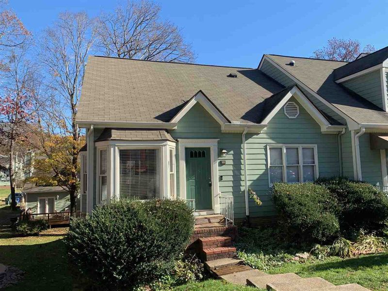 501 Caprice Ct, Raleigh, NC 27606