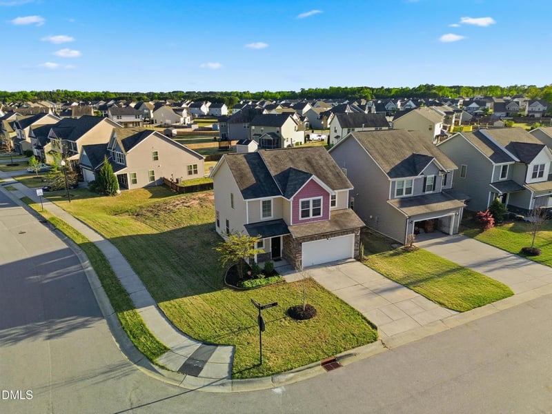 501 Carissa Ln, Zebulon, NC 27597