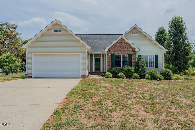 501 Casey Ln, Mebane, NC 27302
