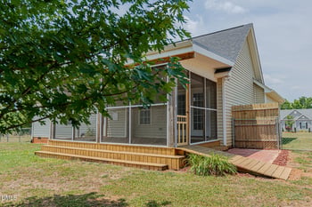 501 Casey Ln, Mebane, NC 27302