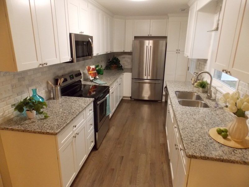 501 Chatham Ln, Raleigh, NC 27610