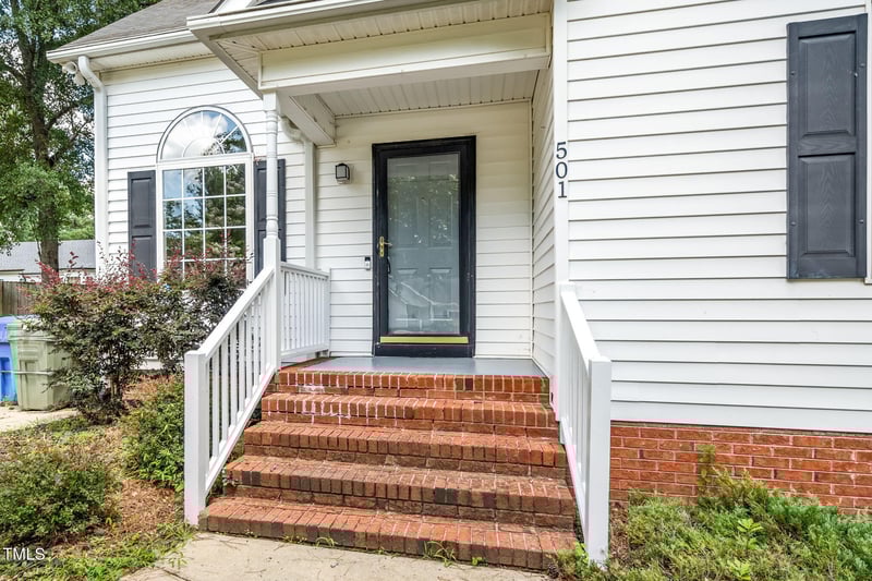 501 Corwood Dr, Fuquay Varina, NC 27526