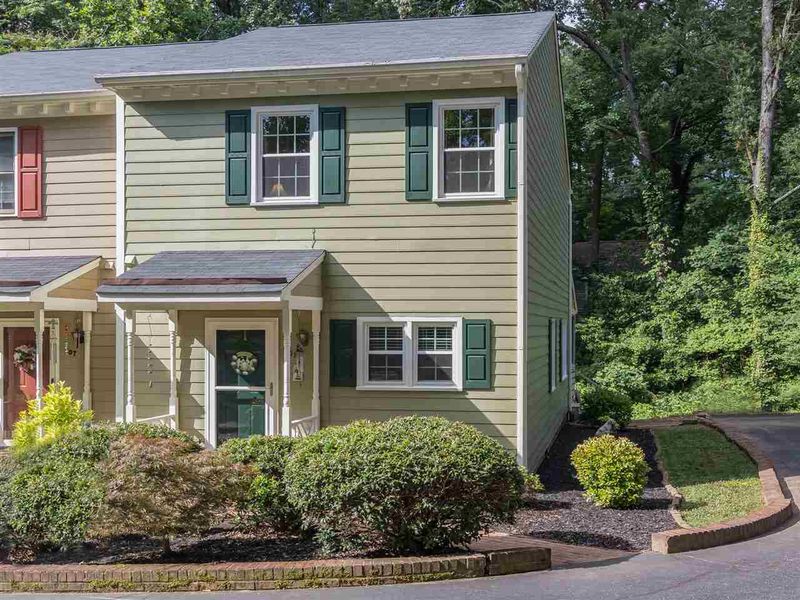 501 Danforth Dr, Cary, NC 27511