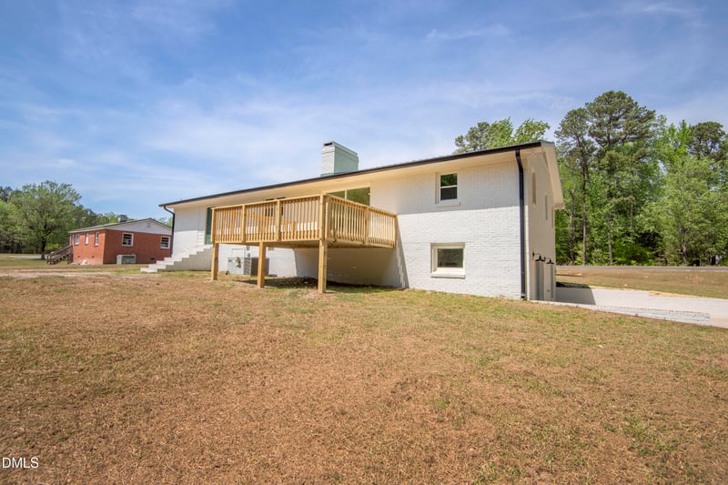 501 Gay Town Rd, Zebulon, NC 27597