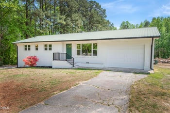 501 Gay Town Rd, Zebulon, NC 27597