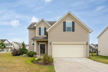 501 Golden Plum Ln, Zebulon, NC 27597