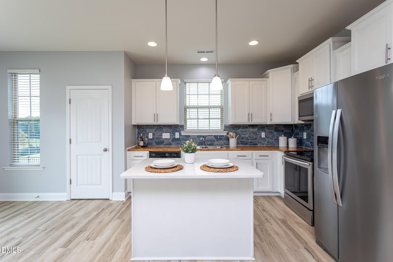 501 Golden Plum Ln, Zebulon, NC 27597