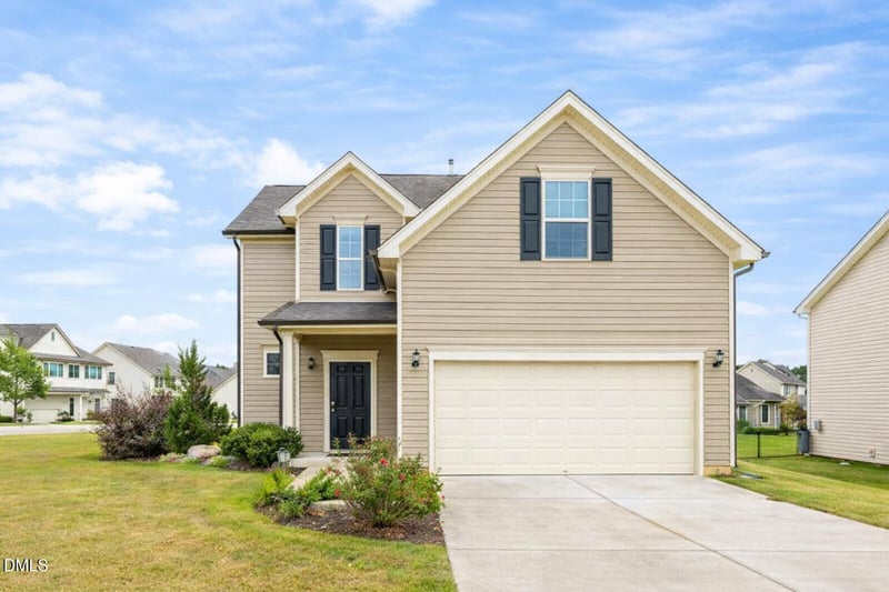 501 Golden Plum Ln, Zebulon, NC 27597