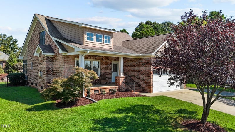 501 Grandview Dr, Graham, NC 27253