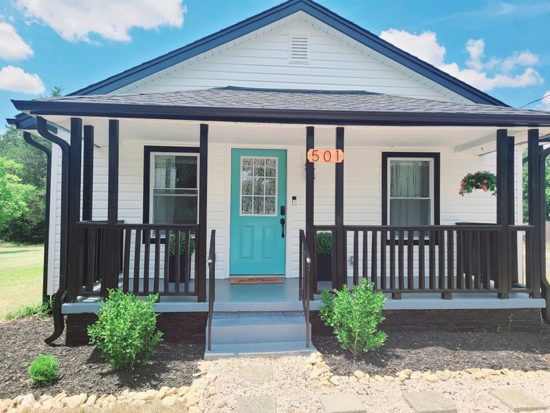 501 Green St, Graham, NC 27253