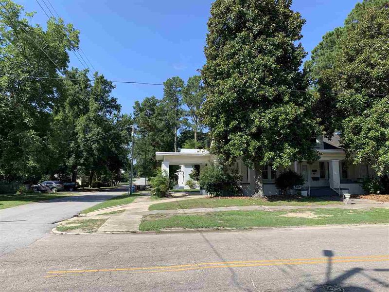 501 W Harnett St, Dunn, NC 28334