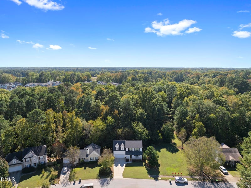 501 Hidden Cellars Dr, Holly Springs, NC 27540