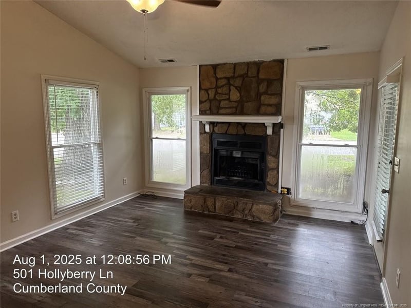 501 Hollyberry Ln, Fayetteville, NC 28314