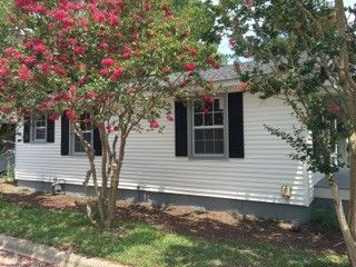 501 E Holmes St, Benson, NC 27504