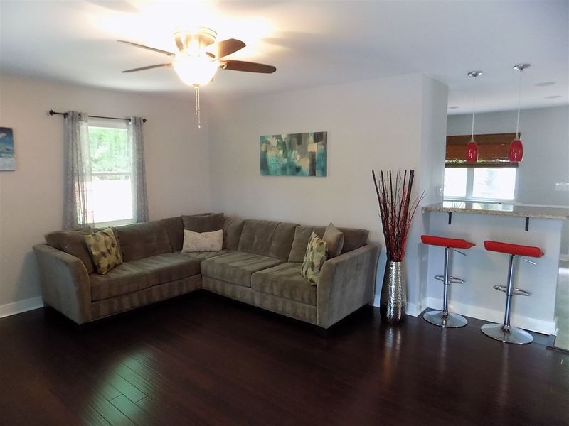 501 Lakeview Rd, Durham, NC 27712