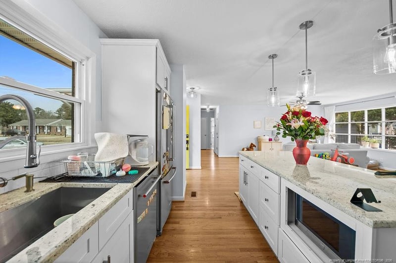 501 Lennox Dr, Fayetteville, NC 28303