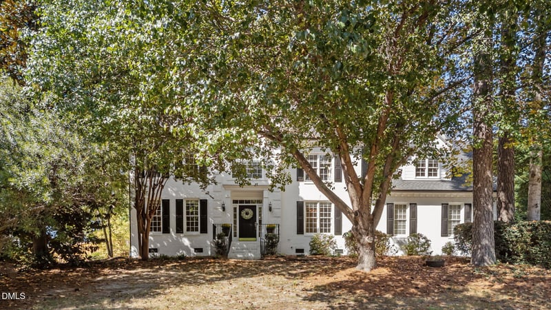 501 Lyndenbury Dr, Apex, NC 27502