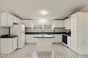 501 Macon Embro Rd, Macon, NC 27551