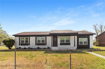 501 Mann St, Fayetteville, NC 28301