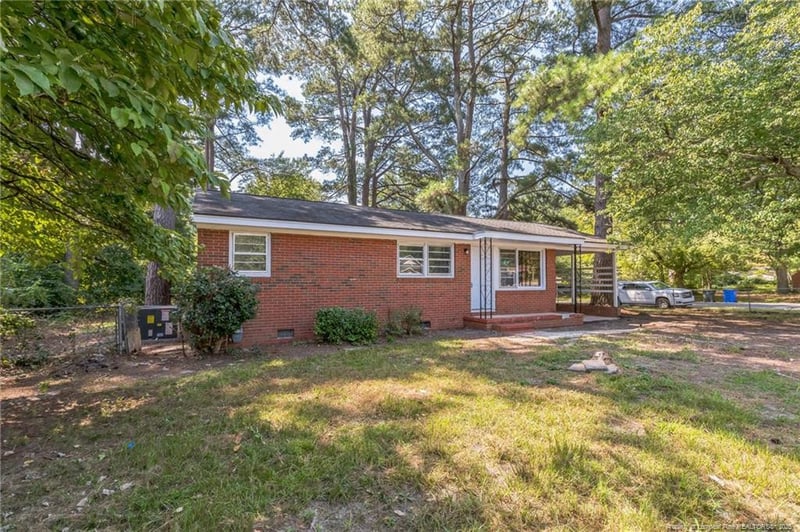 501 Mount Gilead Dr, Fayetteville, NC 28314