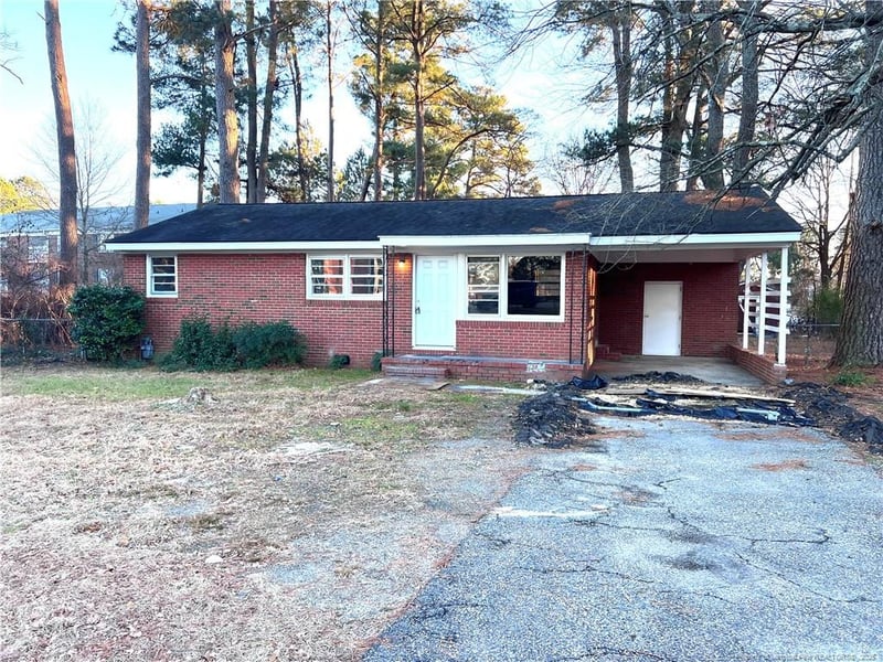 501 Mount Gilead Dr, Fayetteville, NC 28314