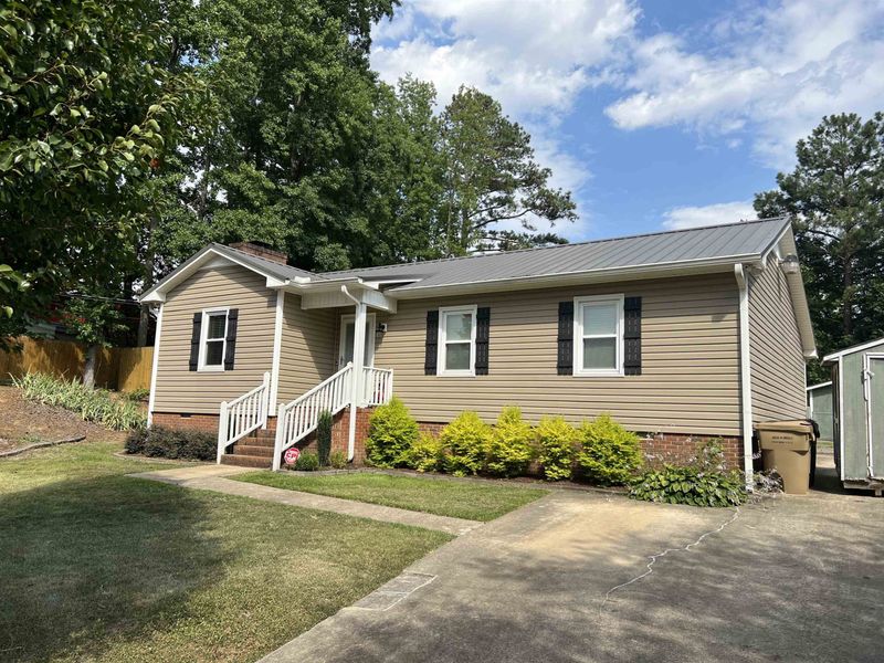 501 Ohara St, Clayton, NC 27520