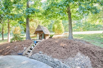 501 Perry Creek Dr, Chapel Hill, NC 27514
