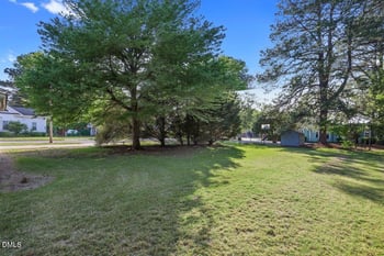 501 Raiford St, Selma, NC 27576