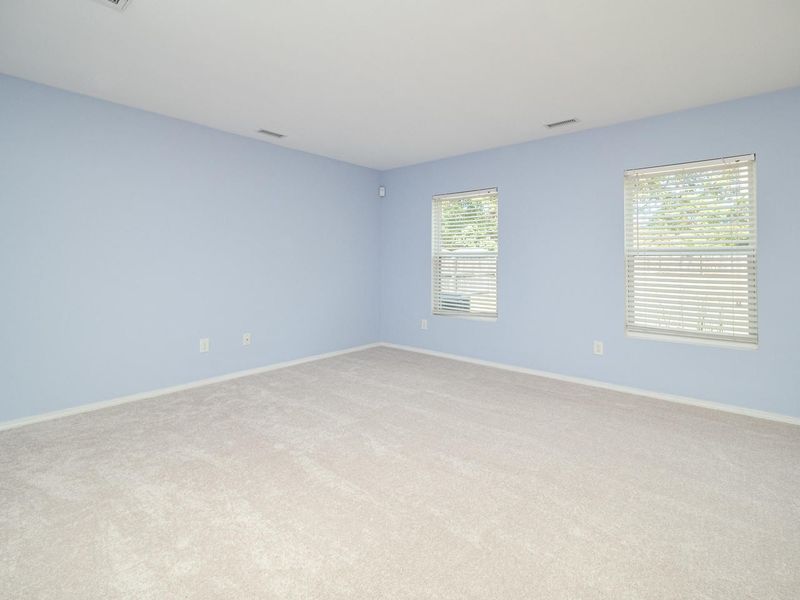 501 Ravenstone Ln, Durham, NC 27703