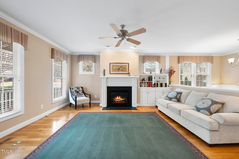 501 Skygrove Dr, Holly Springs, NC 27540